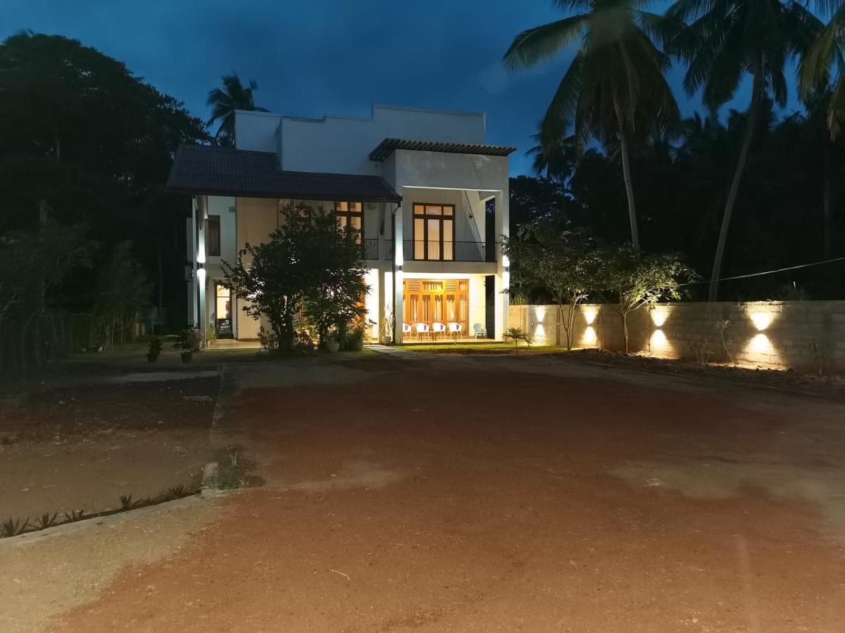 Ruwinsons Canal Garden Anuradhapura Exterior foto